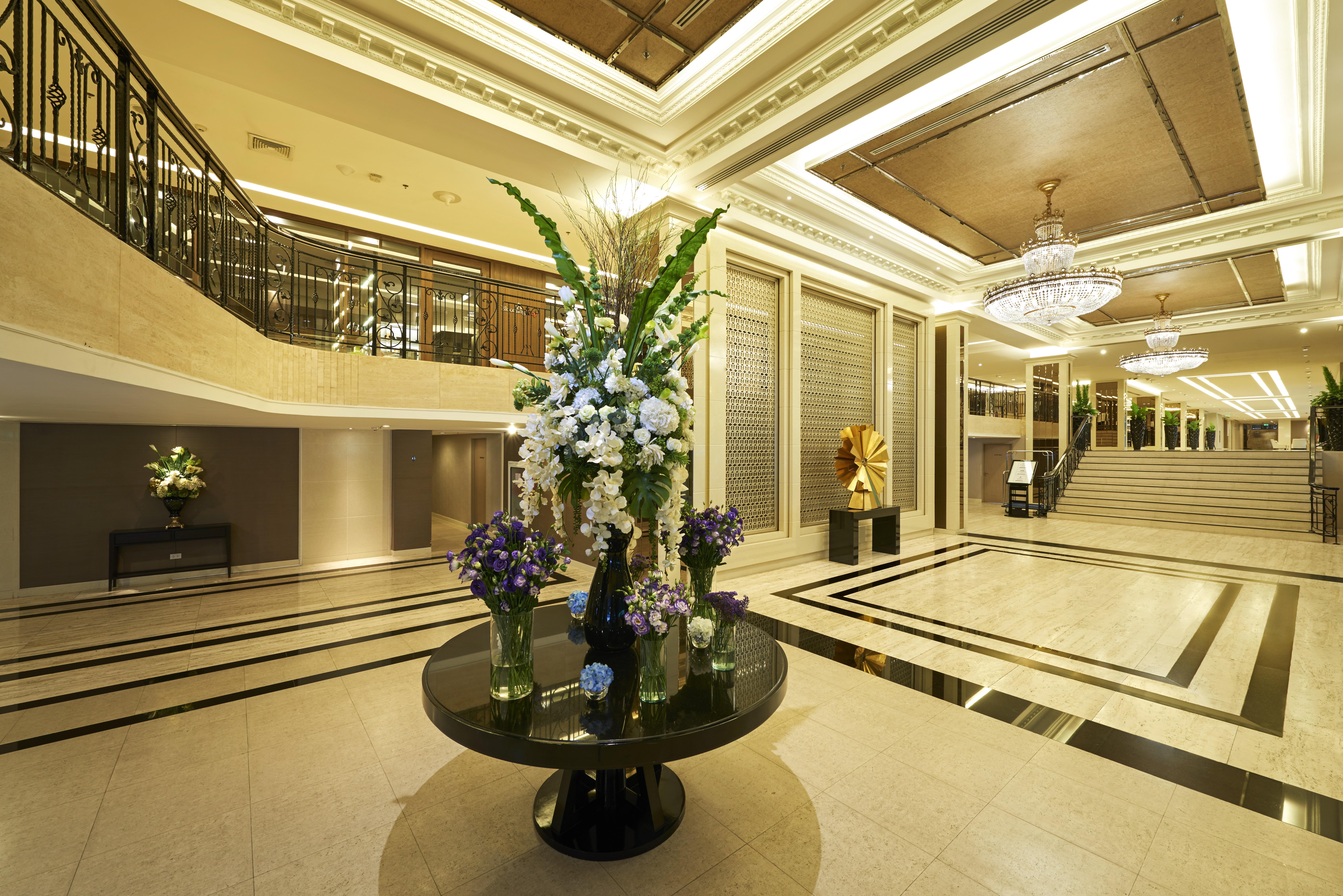 Mandarin Hotel Managed By Centre Point Bangkok Esterno foto