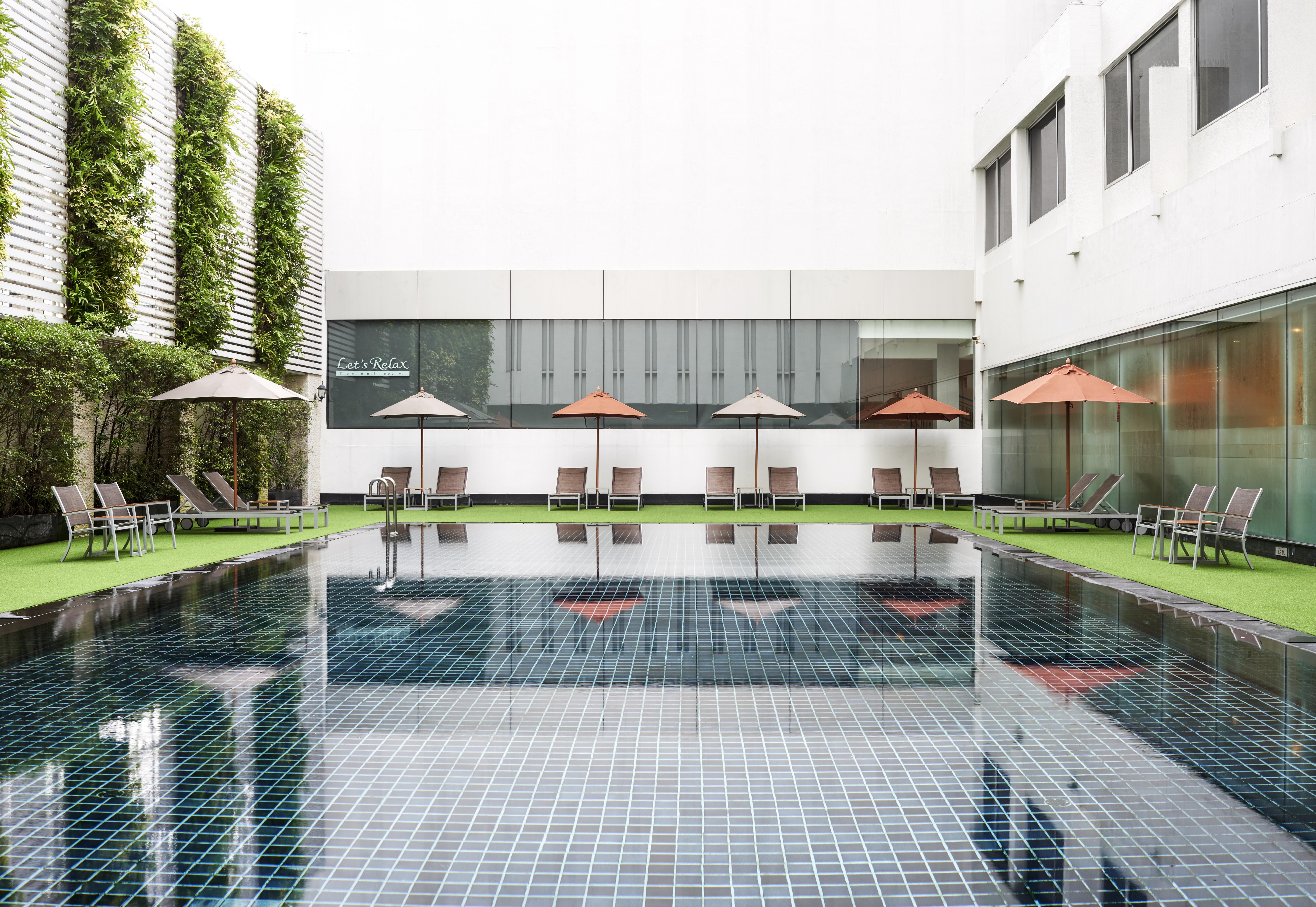 Mandarin Hotel Managed By Centre Point Bangkok Esterno foto