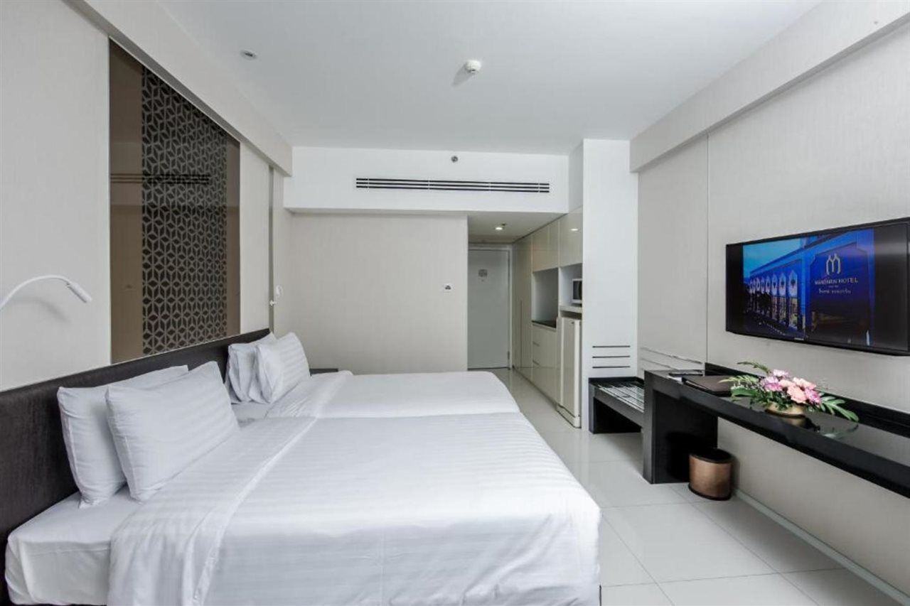 Mandarin Hotel Managed By Centre Point Bangkok Esterno foto