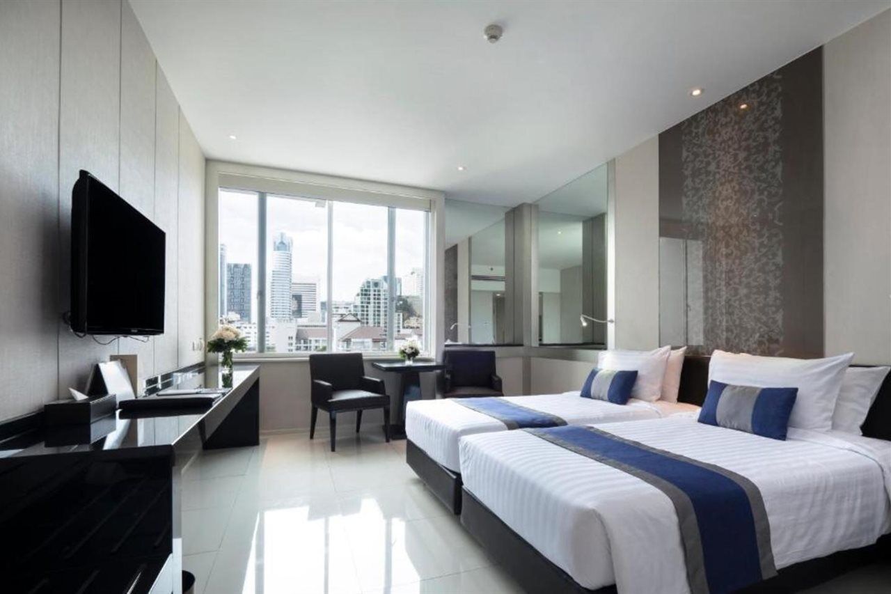 Mandarin Hotel Managed By Centre Point Bangkok Esterno foto