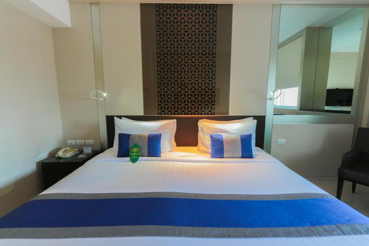 Mandarin Hotel Managed By Centre Point Bangkok Esterno foto